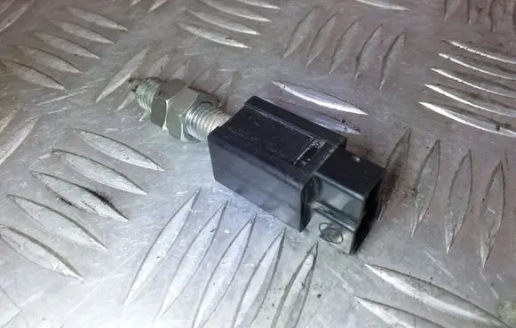 Clutch pedal sensor