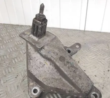 Nissan Micra Gearbox mount 