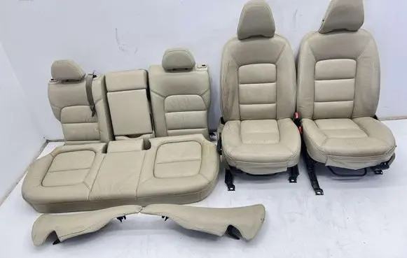 Seat set