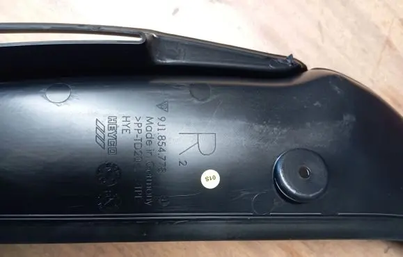 Porsche Taycan 9J1 Fender end trim 9J1854778