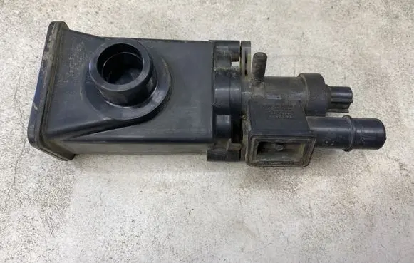 Valve vacuum