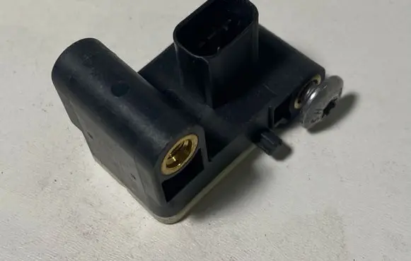 BMW 1 E81 E87 Airbag deployment crash/impact sensor 6911003 65776911003