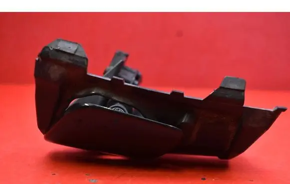 Volvo XC60 Windshield washer spray nozzle 30763419