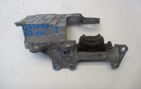 Nissan Qashqai Gearbox mounting bracket
