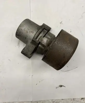 Mazda 6 Generator/alternator belt tensioner