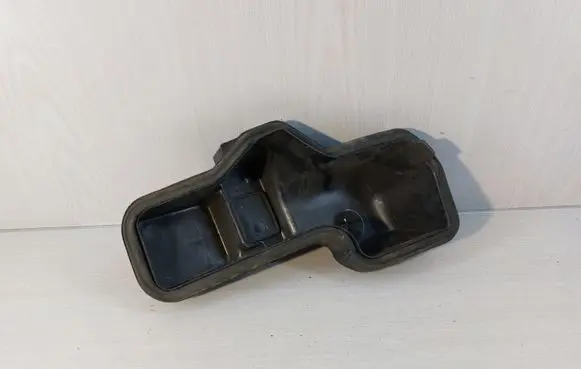 Audi A6 S6 C5 4B Headlight/headlamp dust cover