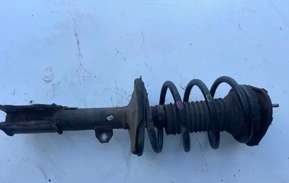 Toyota Corolla E120 E130 Front shock absorber/damper 