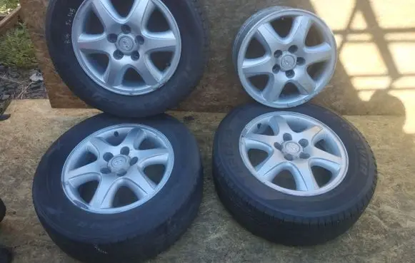 R16 alloy rim