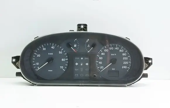 Renault Scenic I Speedometer (instrument cluster) P8200071820 NS00182109 21658869