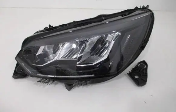 Peugeot 208 II Headlight/headlamp 9833036380