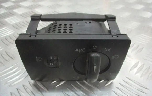 Ford Focus Light switch 4M5T13A024MA