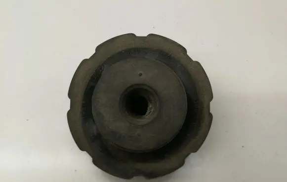Audi A4 S4 B8 8K Rear coil spring rubber mount 8K0512149