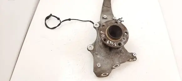 BMW 5 F10 F11 Front wheel hub