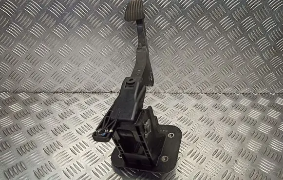 Chevrolet Lacetti Brake pedal 