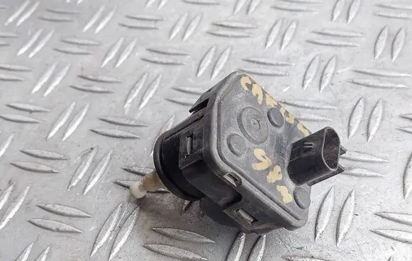Mitsubishi Carisma Headlight level adjustment motor 00726232