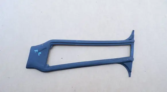 Tesla Model Y Front door rubber seal 149768000C