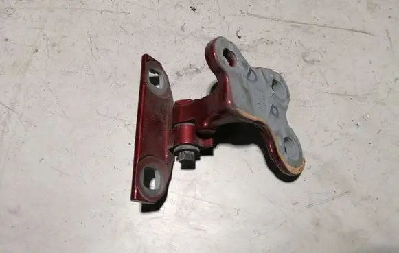 Front door lower hinge