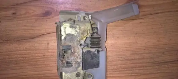 Renault Scenic I Rear door lock