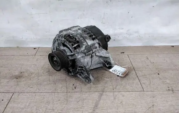 Skoda Fabia Mk1 (6Y) Generator/alternator 047903017