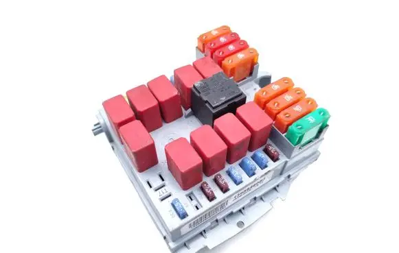 Peugeot Boxer Fuse module 1398646080