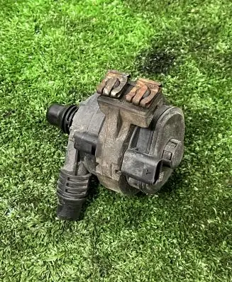 BMW X5 G05 Electric auxiliary coolant/water pump 8840614