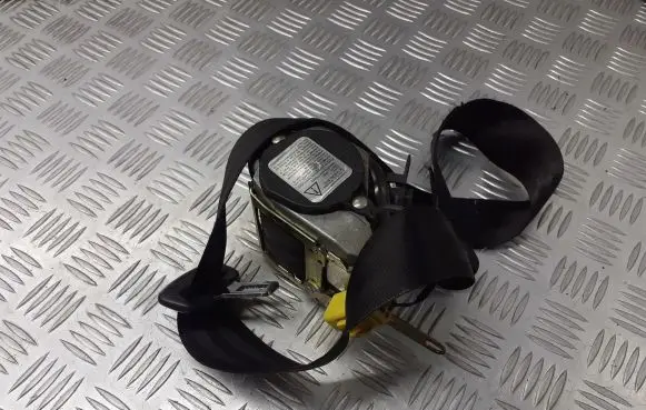 Volkswagen Polo IV 9N3 Front seatbelt 5424020