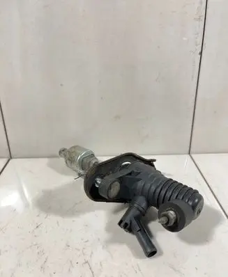Toyota RAV 4 (XA30) Clutch master cylinder 11140 050523 0059
