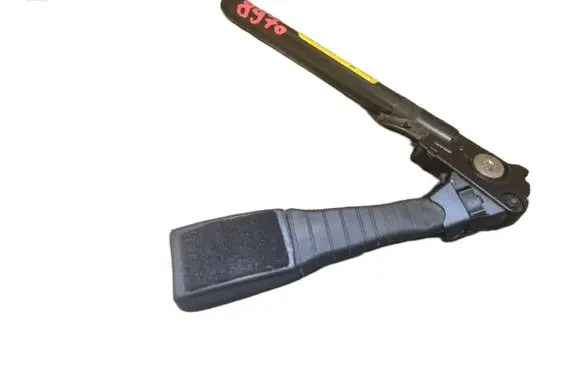 Opel Astra H Front seatbelt buckle 13127266 330803354