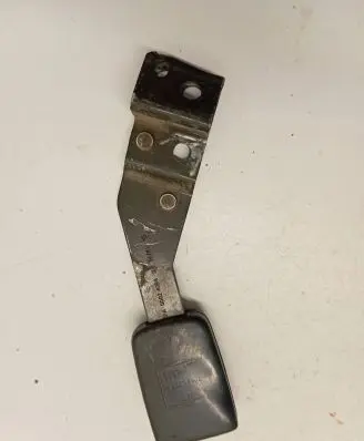 Volkswagen Transporter - Caravelle T4 Rear seatbelt buckle 701857877C 28981