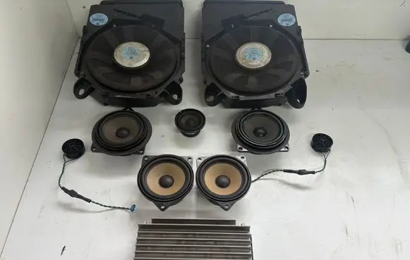BMW 3 E90 E91 Audio system kit 9233962