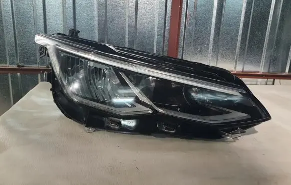 Volkswagen Golf VIII Headlight/headlamp 5H1941006