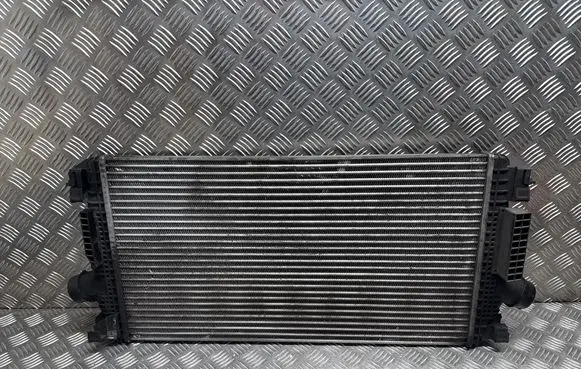 Opel Zafira C Intercooler radiator 13267647