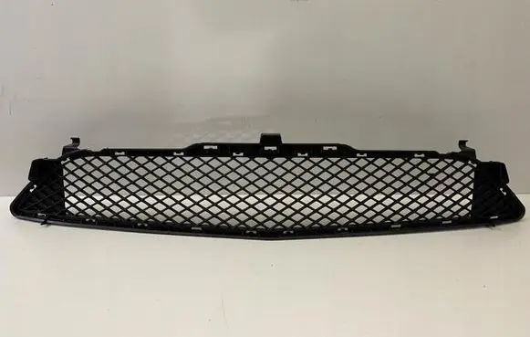 Mercedes-Benz B W246 W242 Front bumper lower grill A2468851122