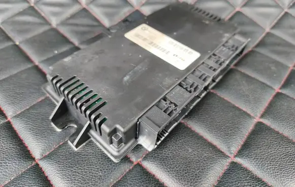 Mini One - Cooper Coupe R56 Light module LCM 3452092 5322888F