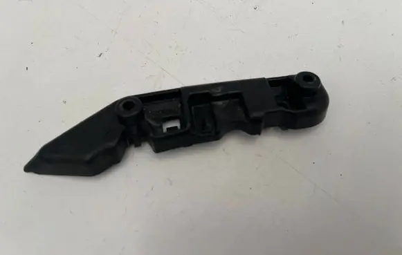 BMW 3 G20 G21 Front bumper mounting bracket 7422249