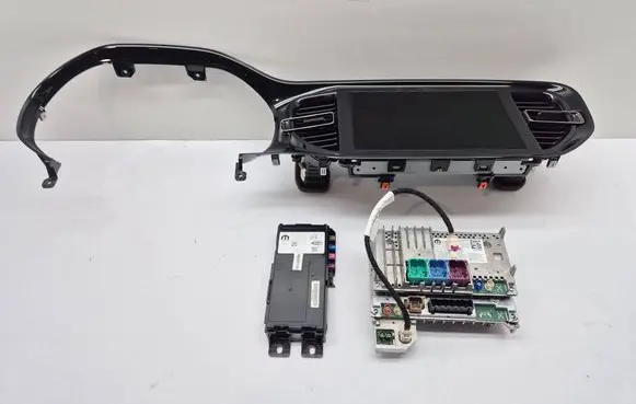 Dodge Durango Radio/CD/DVD/GPS head unit P68594849AB 6434CBE2846 68594849AB
