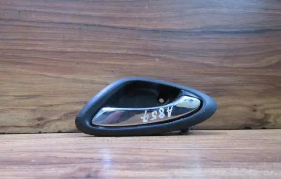 Front door interior handle
