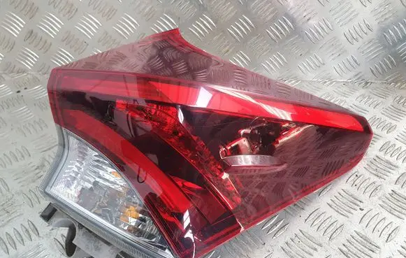 Toyota Auris E180 Rear/tail lights