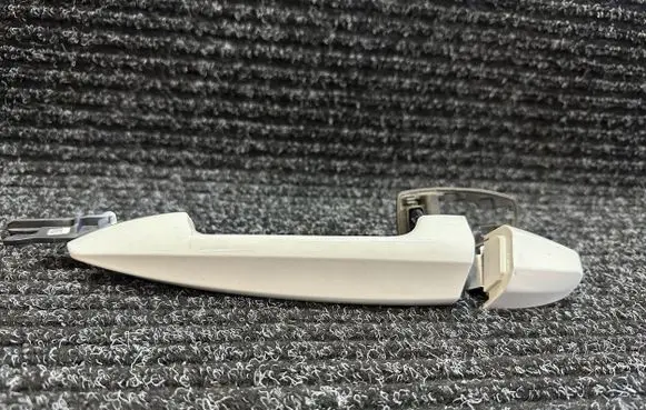 BMW X2 F39 Rear door exterior handle 7305015