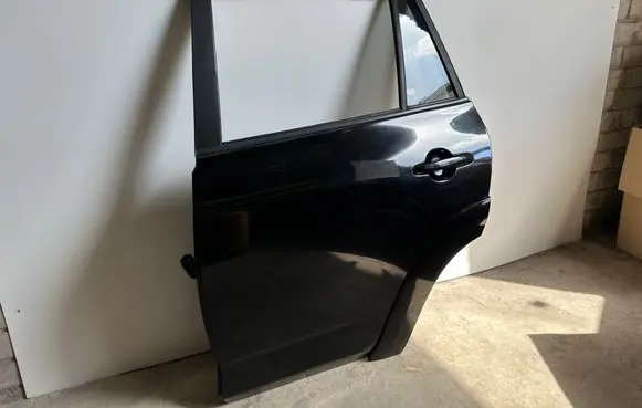 Toyota RAV 4 (XA30) Rear door
