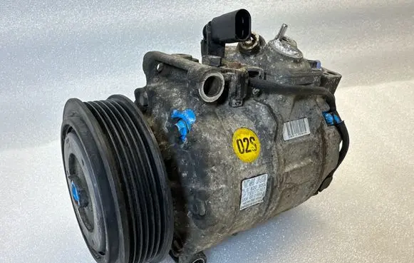 Volkswagen Touareg I Air conditioning (A/C) compressor (pump) 63835