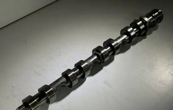 BMW M5 F90 Camshaft 8600426