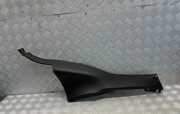Land Rover Evoque I (C) pillar trim BJ3231070A