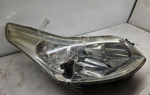 Citroen C4 I Headlight/headlamp 9684382280