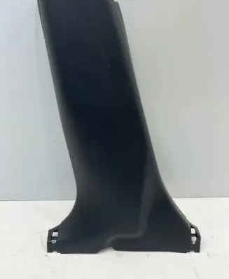 (B) pillar trim (bottom)