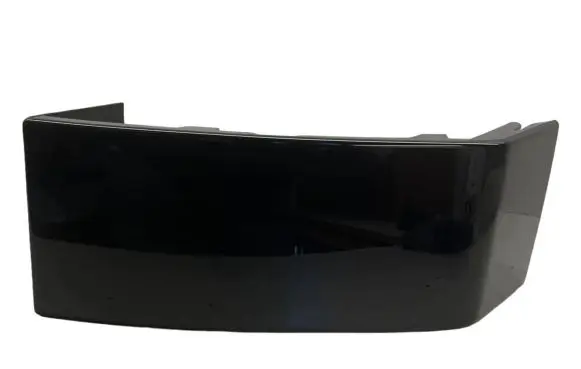 Rear/tail light trim molding