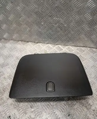 KIA Carnival Glove box