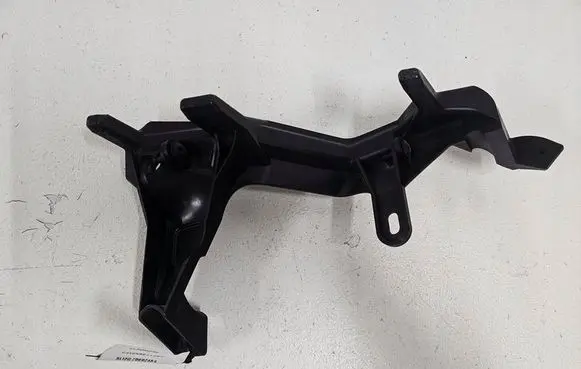 Porsche Cayenne (9PA) Front bumper mounting bracket 7L5807889