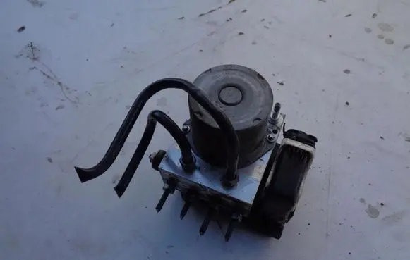 Peugeot 3008 I ABS Pump