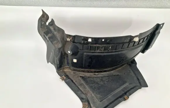 Audi A7 S7 4G Front wheel arch liner splash guards 4G8853887J